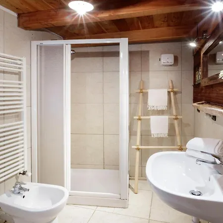 Hellochalet - Da Miro - Sunny Terraces With Stunning Matterhorn Views, Reachable On Foot Only Alpehytte Valtournenche